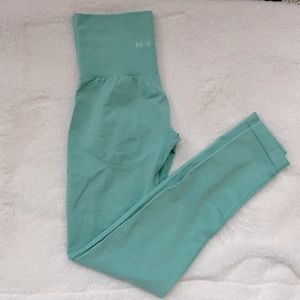 NVGTN in light green